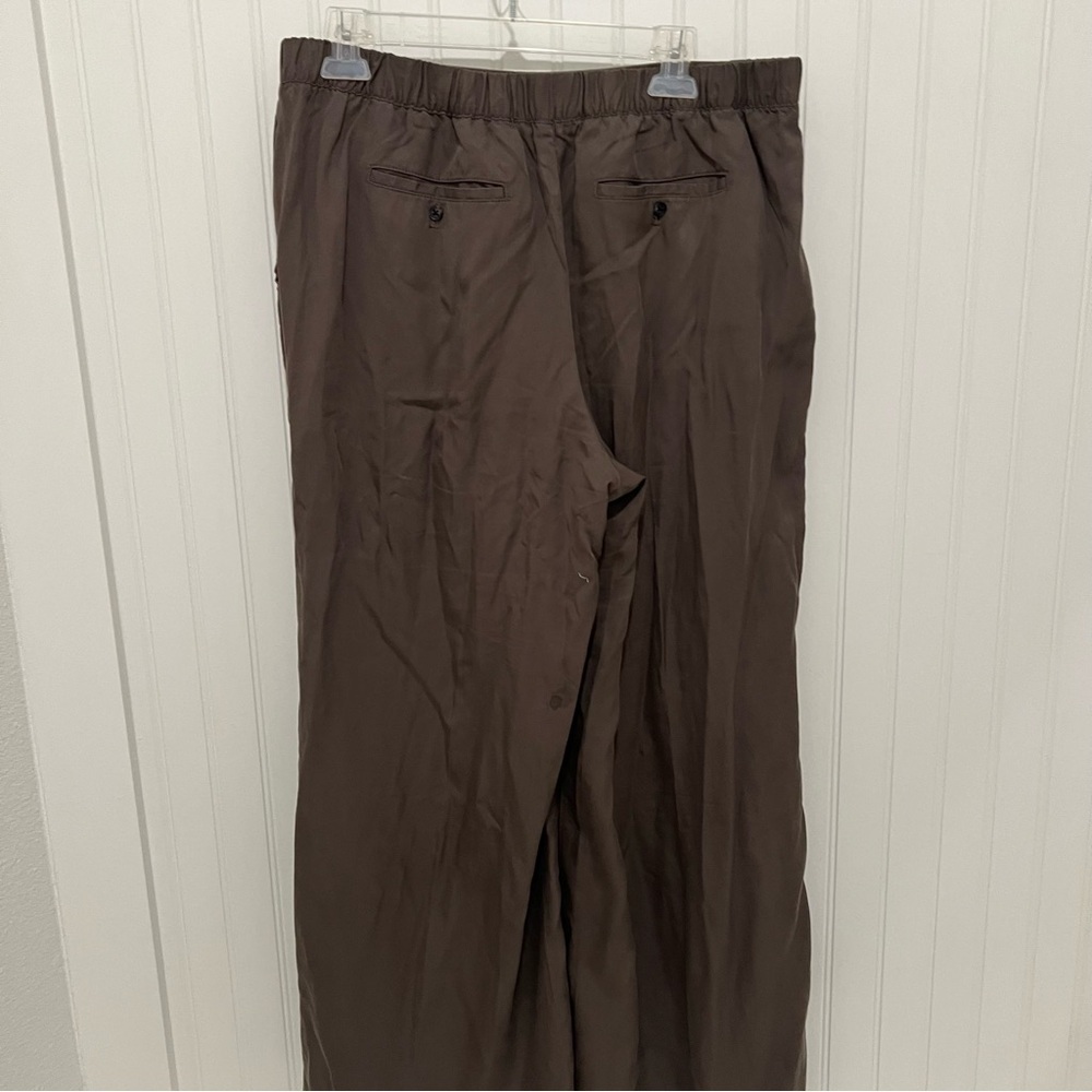 Garnet Hill 12 Olive green elastic waist pull on crop pant tencel - Picture 5 of 7